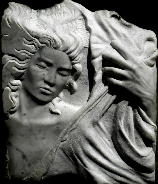 donna-mano bassorilievo marmo bianco di carrara 2011  50x45x10 (2)